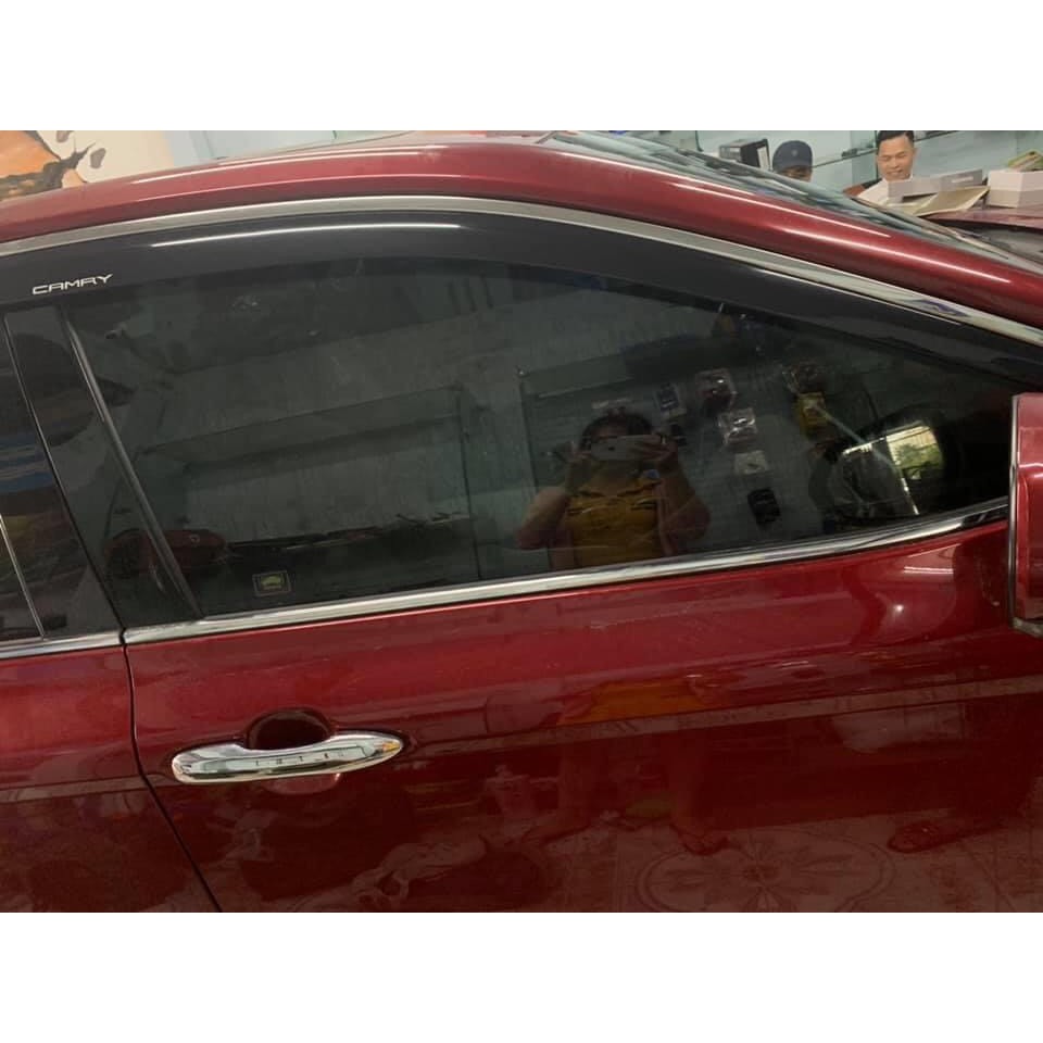 Vè che mưa Camry 2019-2021 viền chỉ inox sáng bóng