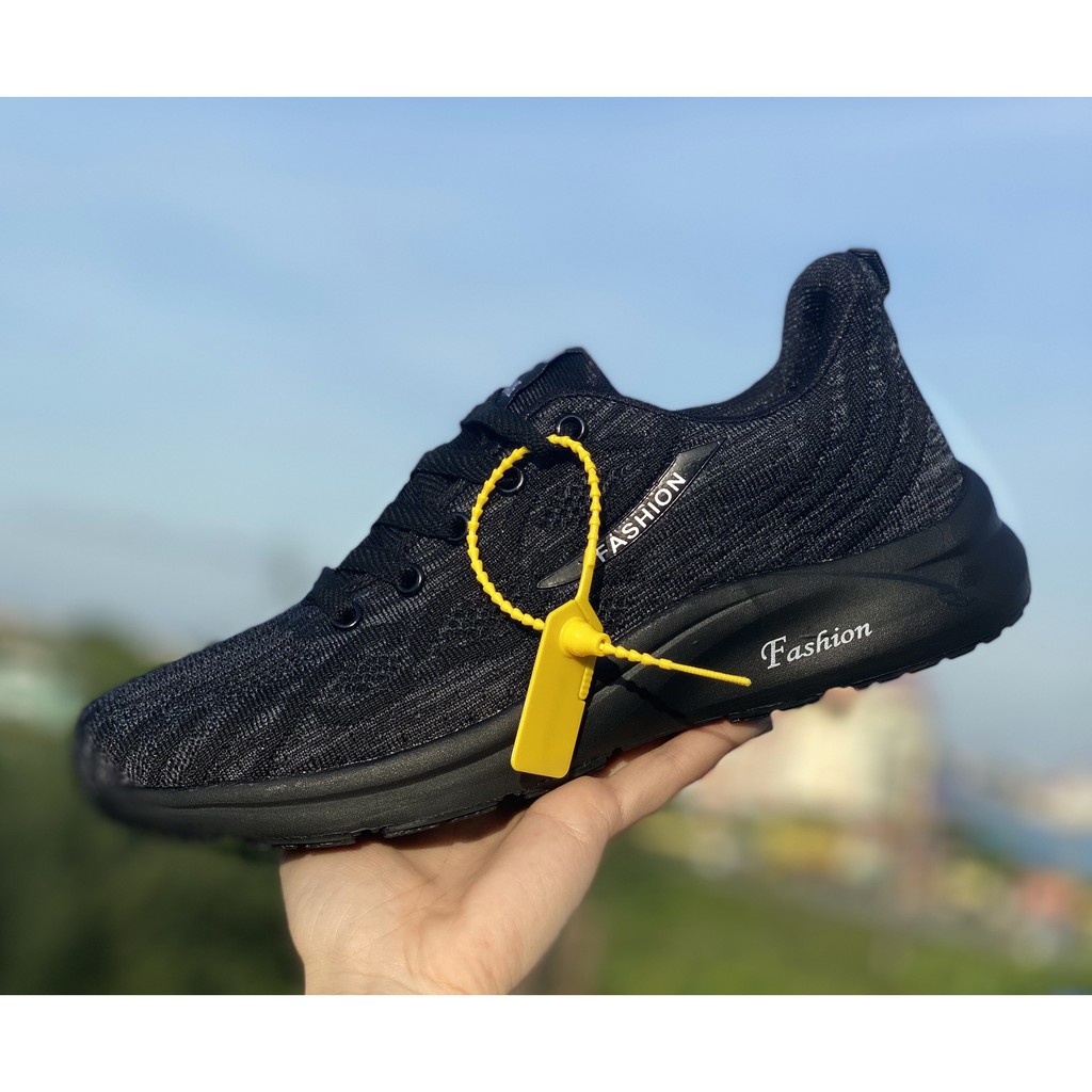 GIÀY NAM 2 MÀU FORM ĐẸP, CHẤT TỐT, RẤT HÓT