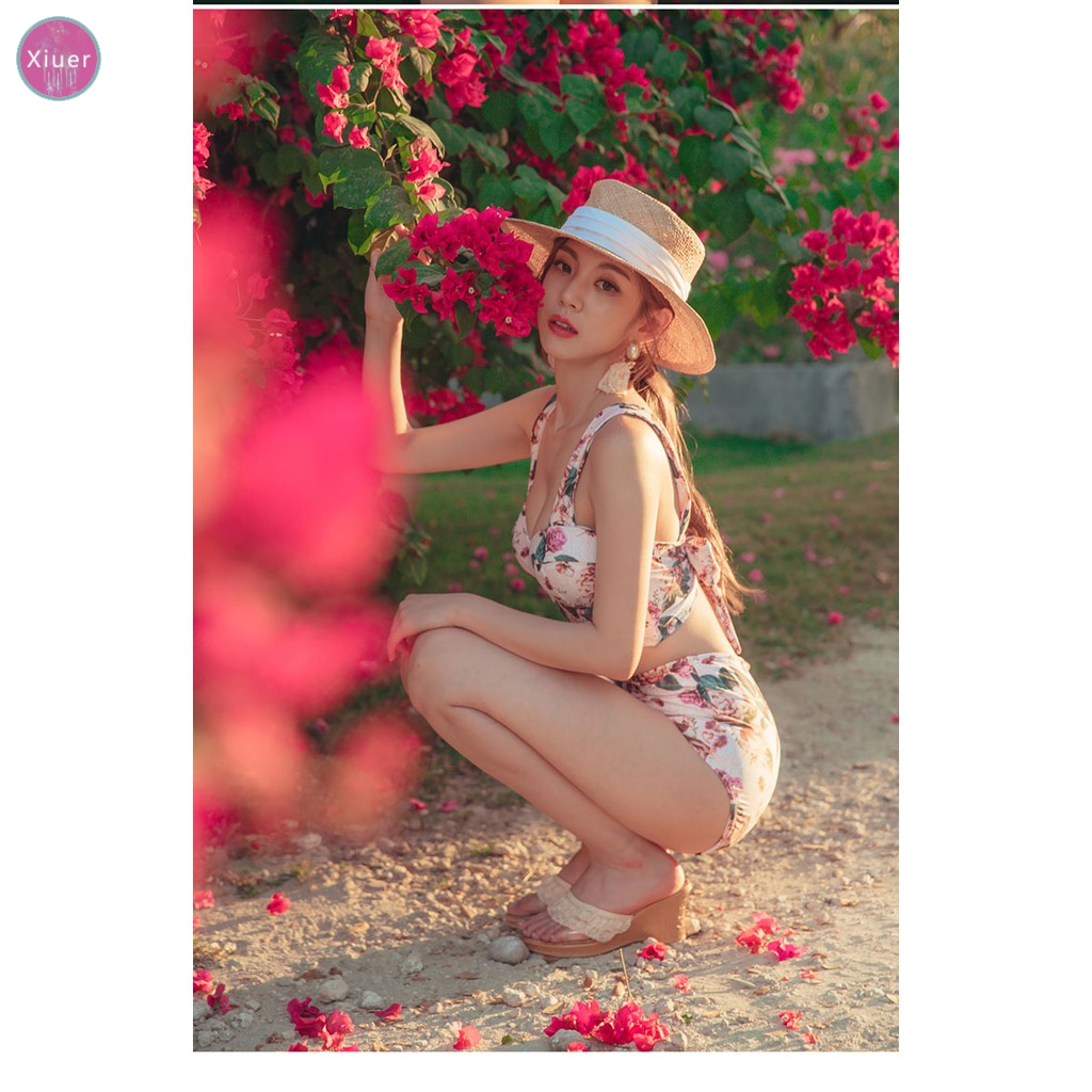Bikini lưng cao gợi cảm, áo tắm hoa đeo chéo, vải cao cấp, có ngực xốp, đồ đi biển Y07 | BigBuy360 - bigbuy360.vn