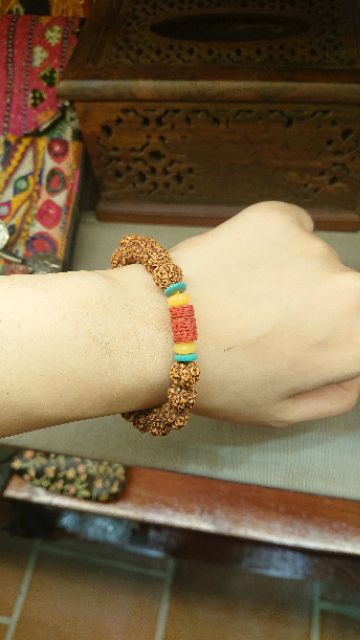 Vòng tay hạt bồ đề kim cang Tây Tạng