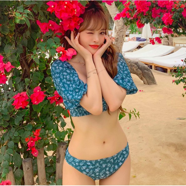 Bikini 2 mảnh cổ vuông thắt nơ lưng nâng ngực tôn dáng hàng Quảng Châu cao cấp -Xanh hoa nhí