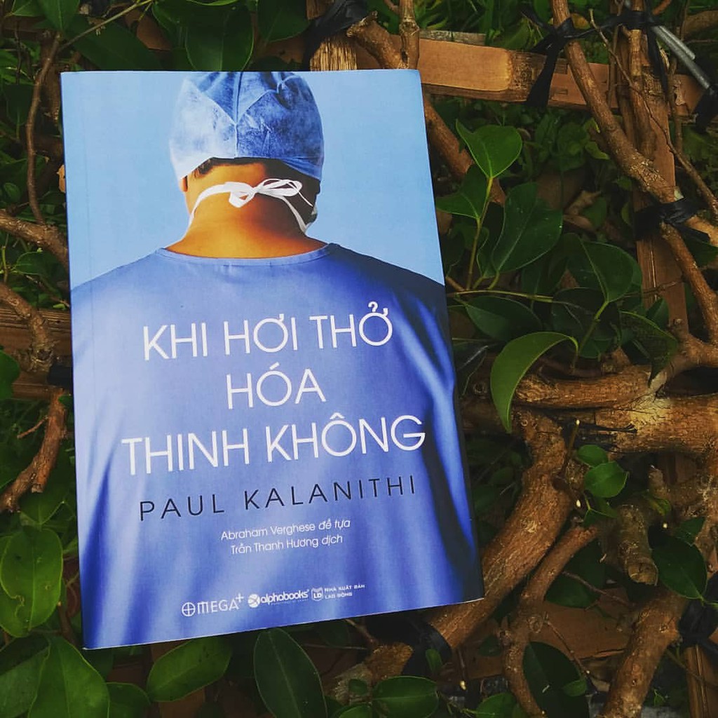 Sách Khi Hơi Thở Hóa Thinh Không Tặng Kèm Bookmark