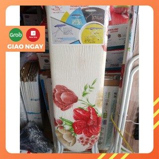Bàn để ủi quần áo dạng đứnG