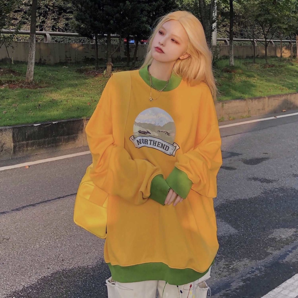 【Flash Sales】 Áo sweater mỏng tay dài cổ thuyền dáng rộng màu vàng in hình ngọn núi phối màu tương phản【14 cho nữ