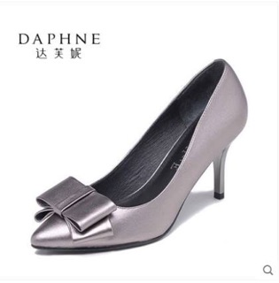 Giầy daphne da thật