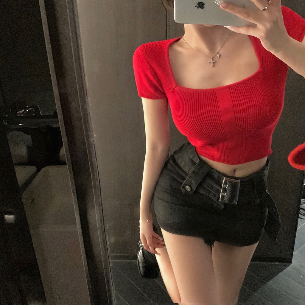 622180#Áo Thun Ngắn Tay Cổ Vuông Dáng Ôm Màu Đen Thời Trang Mùa Hè Dành Cho Nữ