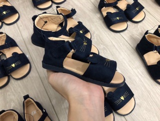 Sandal mèo HM bé gái