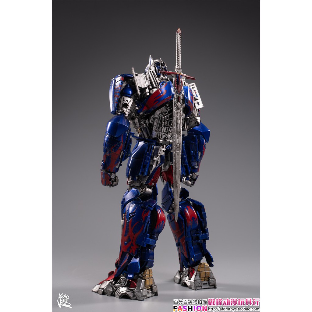Mô hình Transformers Toyworld Optimus Knight F01 Transformer