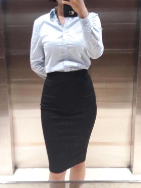 Chân Váy Chữ A có quần bên trong dáng trẻ trung dễ phối đồ . | BigBuy360 - bigbuy360.vn