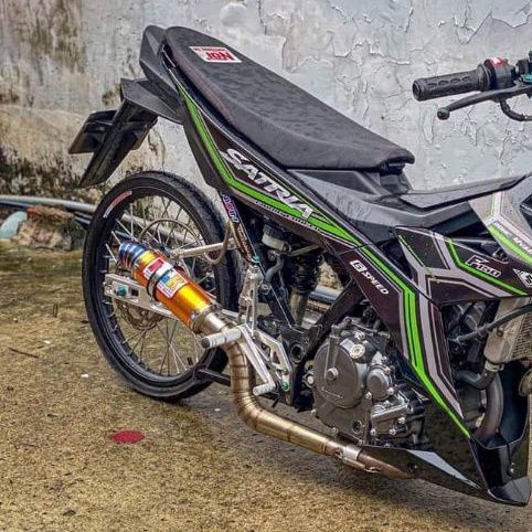 Tem Suzuki Raider - Satria 2022 Đen Phối Chỉ Xanh - Tem Mới 2022