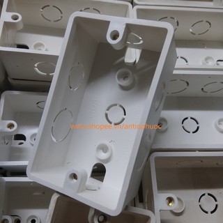 Đế âm đơn LIOA