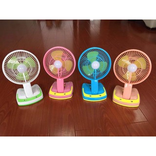 Quạt sạc kiêm đèn sạc đa chức năng 5590