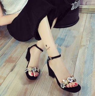 Combo 2 đôi Sandal và mắt kính