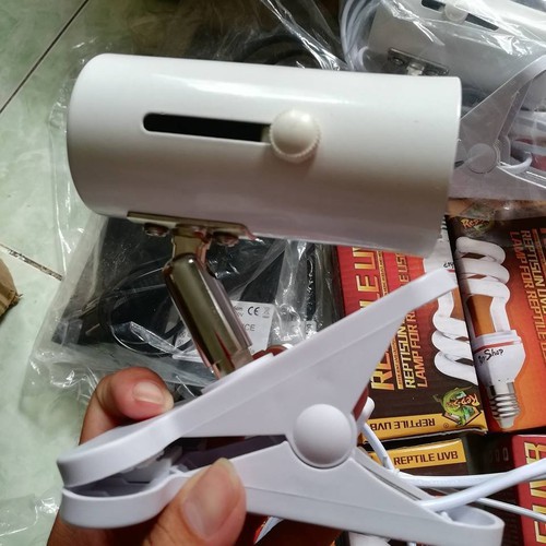 Kẹp đèn xoay 360 có chui sứ