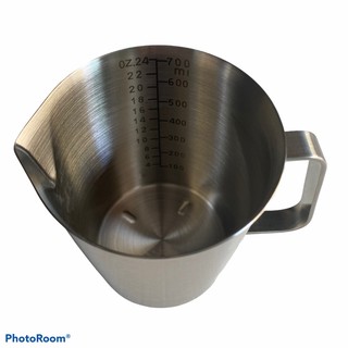 Ca inox sus304. có vạch chia thể tích từ 500ml đến 2 lít