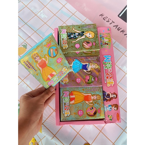 Sticker hình xinh xắn