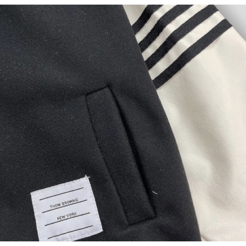 Áo khoác bomber có họ tiết thom kẻ vạch thời trang đơn đôi, Áo thời trang thu đông có hoạ tiết btshop từ 45 đến 75 kg