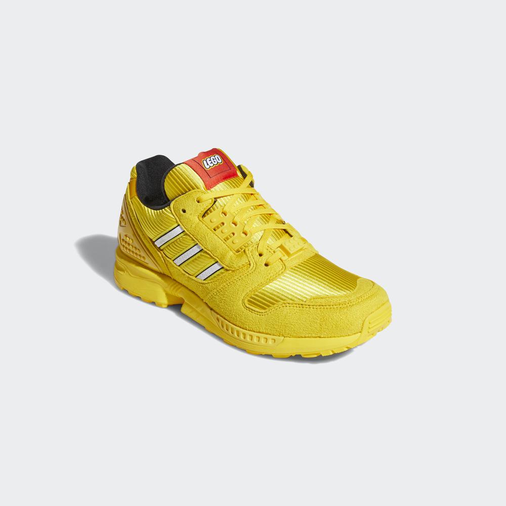 Giày adidas ORIGINALS Nam adidas ZX 8000 x LEGO® Shoes Màu vàng FY7081