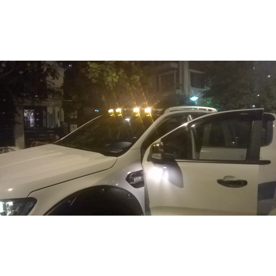 Đèn nóc FORD RANGER 2018-2019-2020 hàng Fitt Thái Lan