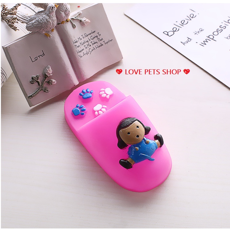 ĐỒ CHƠI CHO CHÓ MÈO HÌNH CHIẾC DÉP CÓ KÈN KÊU CHÍT CHÍT (MẪU MỚI) - LOVE PETS SHOP