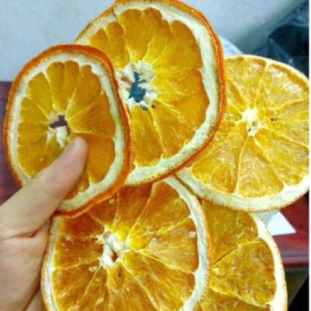 cam vàng sấy khô thái lát 100gr hàng ngon loại 1.
