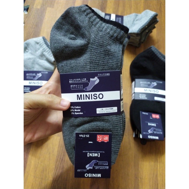 Tất nam cổ ngắn miniso các mẫu