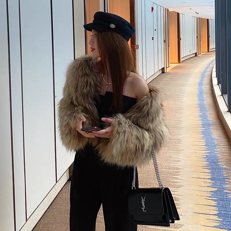 Áo khoác lông nữ hai màu trắng/ nâu sang trọng dành cho nữ hàng quảng châu loại đẹp