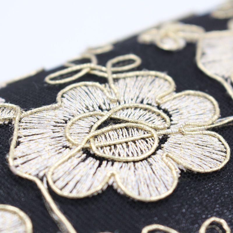 SẴN HÀNG TÚI XÁCH DỰ TIỆC THÊU HOA DIỆN ÁO DÀI THANH LỊCH