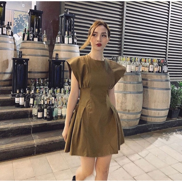 Váy xếp ly tạo kiểu sang trọng màu nâu tây - BLISS SHOP
