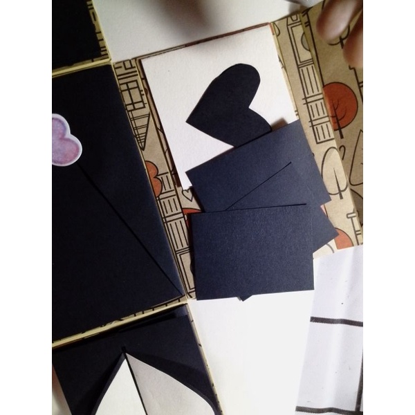 2810 thiệp handmade gắn hình