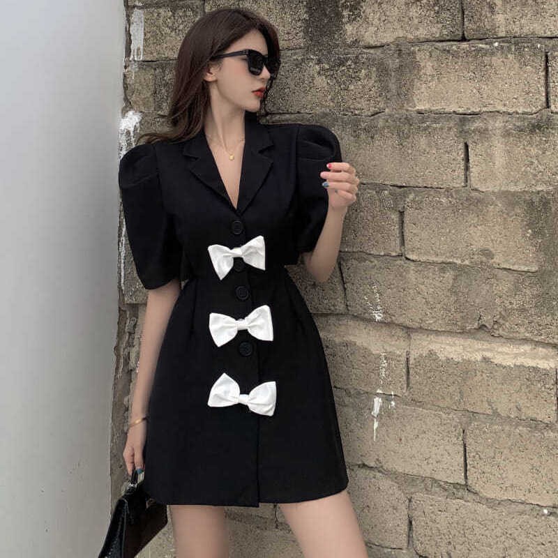 bộ thời trang ۩suit dress nữ nơ tay phồng ngắn màu trắng váy mùa hè 2021 cổ điển Pháp mới