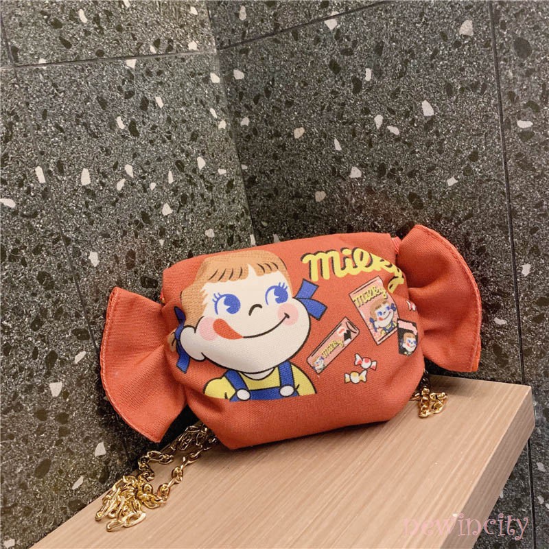 Túi đeo chéo phong cách hoạt hình năng động cho bé