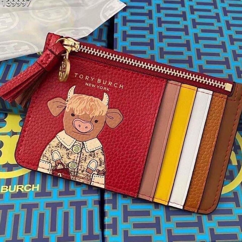 Ví năm Sửu To.RY BU.RCH