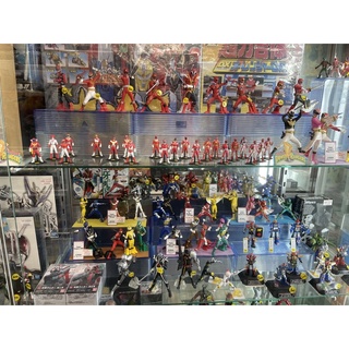 mô hình siêu nhân gao đỏ mini có bệ đứng nhận oder cả set như ảnh 2