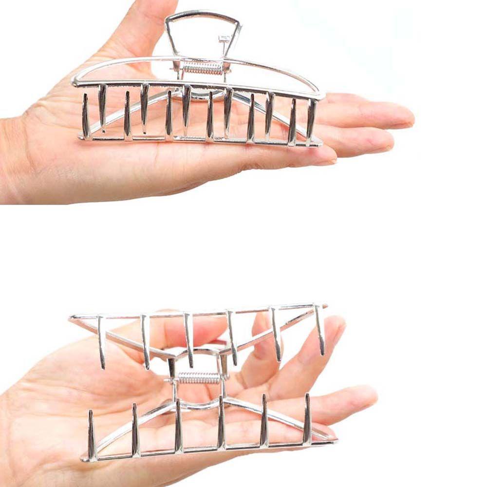 Búi Tóc Giả Màu Đen Hình Cá Mập Độc Đáo