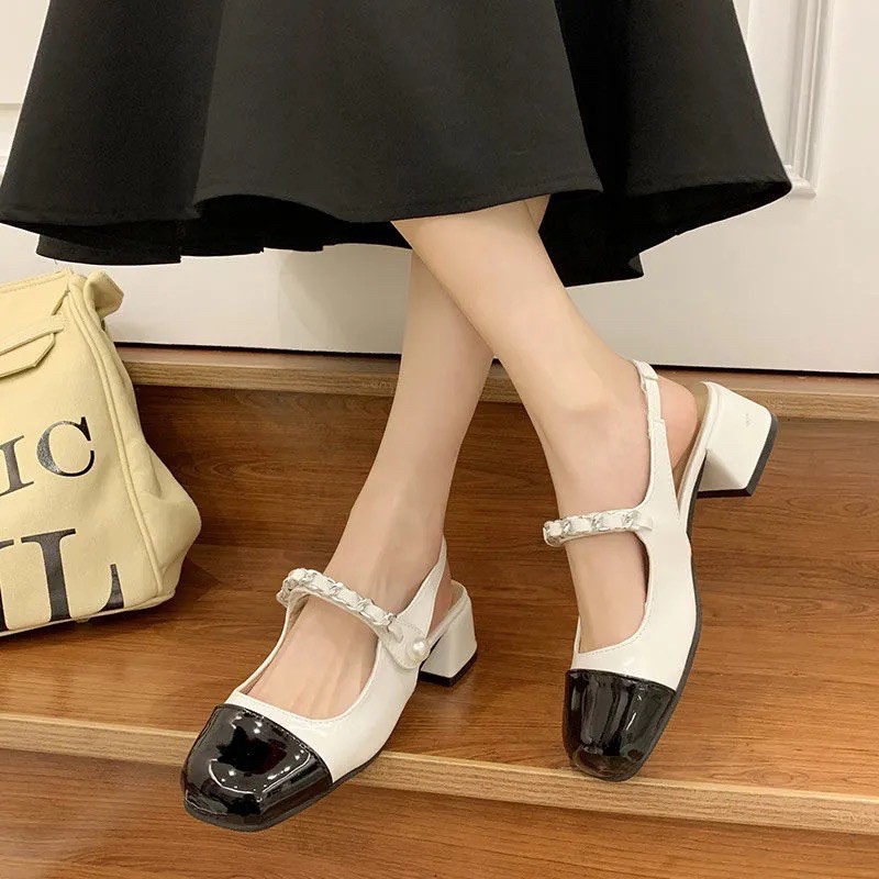 ( ORDER ) Giày mũi tròn hở gót tag viền xích