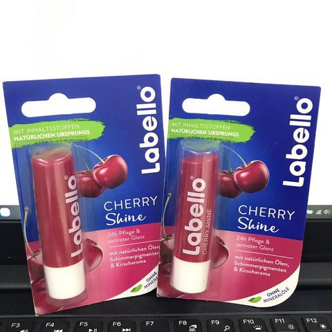 Son dưỡng môi Labello Cherry Shine - Đức