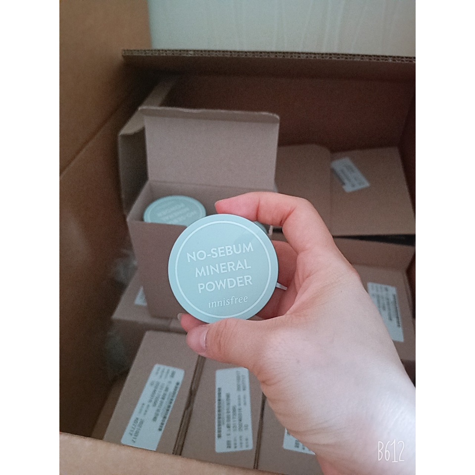 Phấn Phủ Bột Kiềm Dầu Innisfree No Sebum Mineral Powder 5g
