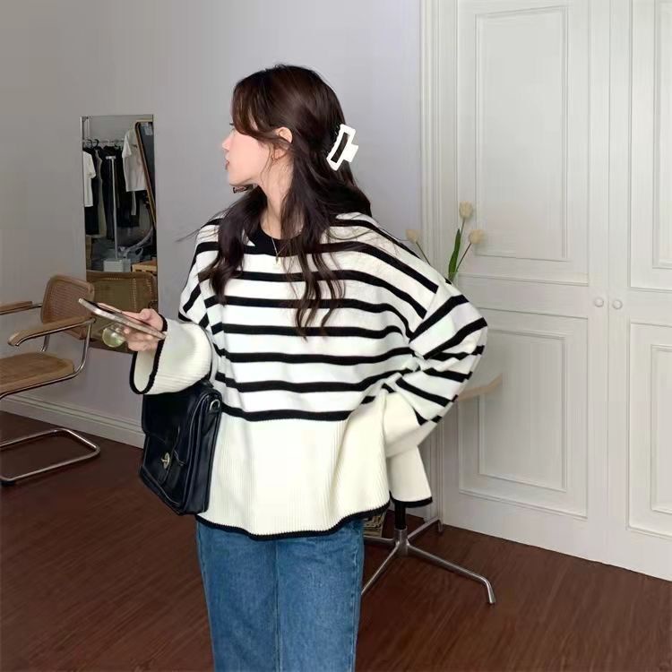 Áo len nữ dài tay cổ tròn sọc ngang màu sắc thời trang | BigBuy360 - bigbuy360.vn