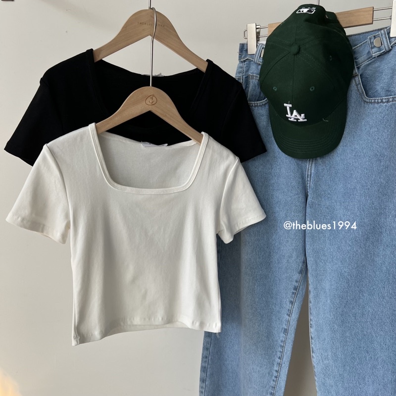 Áo Croptop Trơn Cổ Vuông