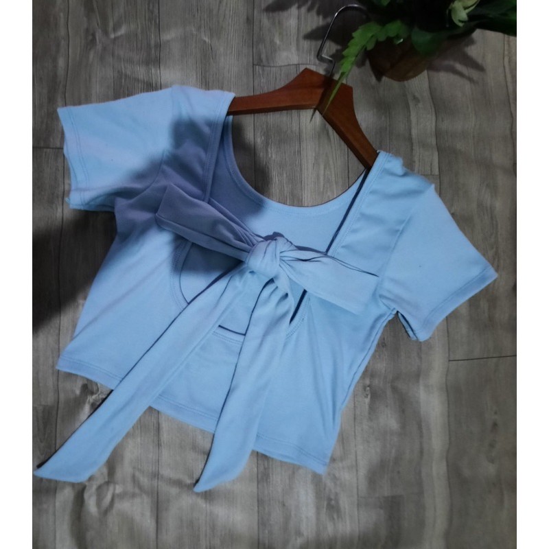 ÁO CROPTOP HỞ LƯNG THẮC NƠ KIỂU DÁNG ĐẸP