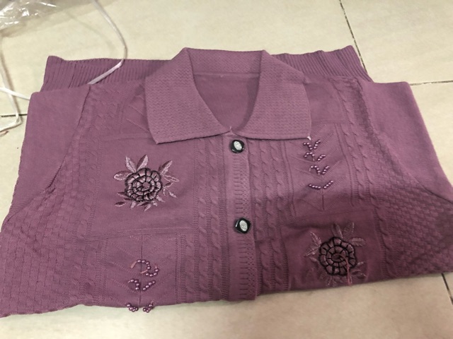Áo Len trung niên cài nút Thêu Hoa Đính Hạt. Hàng loại 1.