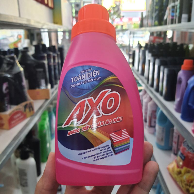 Nước tẩy quần áo màu AXO hương hoa đào 400ml