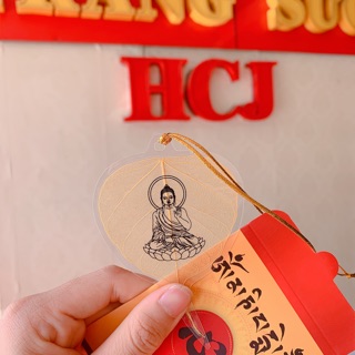 Lá bồ đề dát vàng