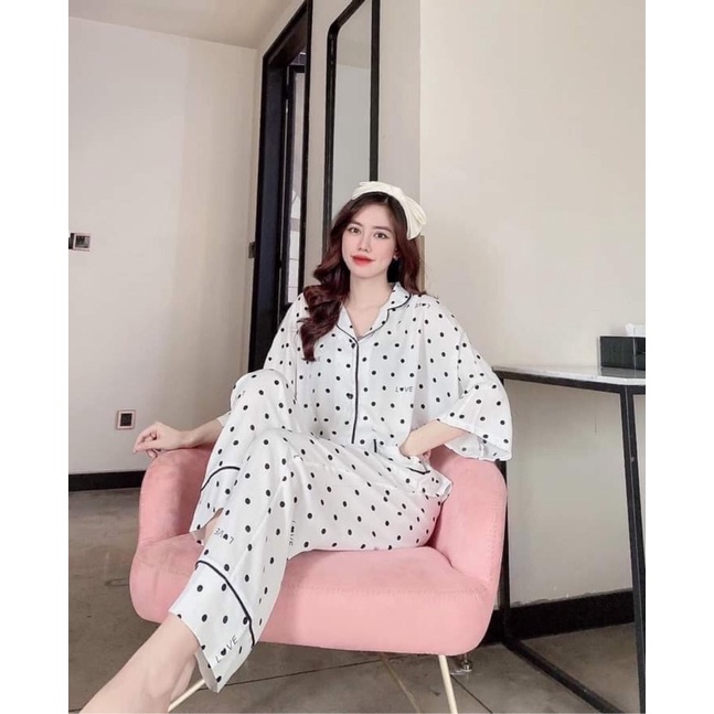 Bộ ngủ pijama Chấm Bi trắng dáng dơi rộng kate lụa loại 1 yêu luôn