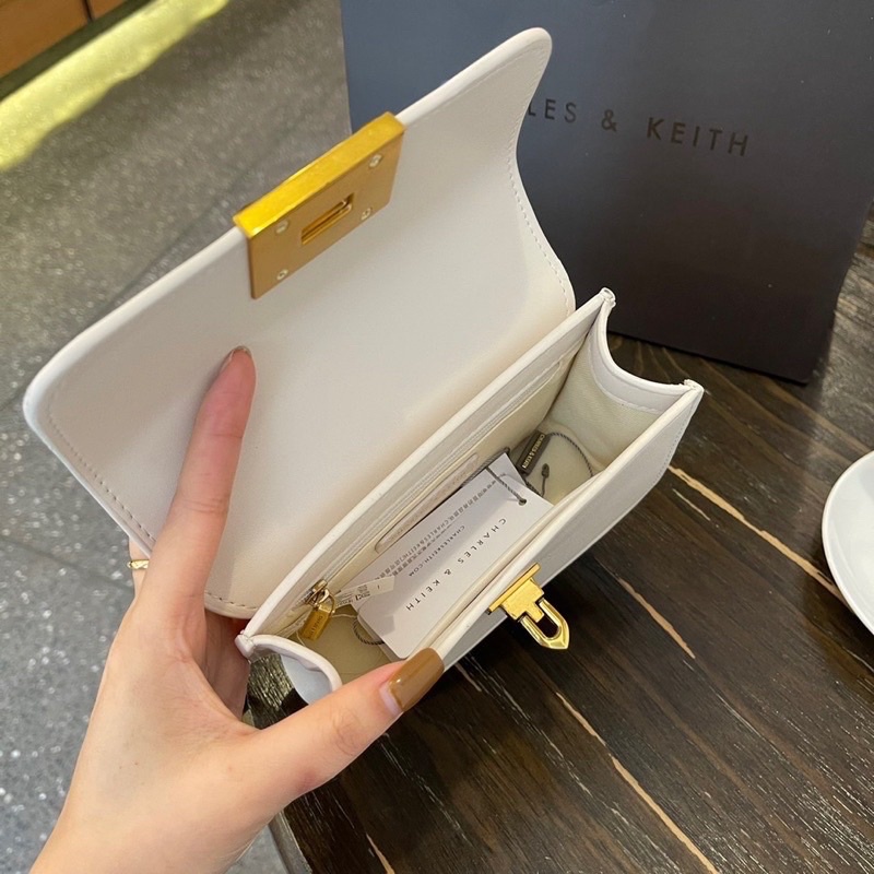 Túi CN.K bản quai tết khoá gập size 18 chất da bóng mịn chuẩn hàng QCCC (kèm ảnh thật shop chụp)