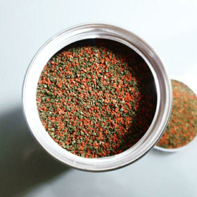 Thức ăn cao cấp kích màu, tăng trưởng tốt , không làm đục nước