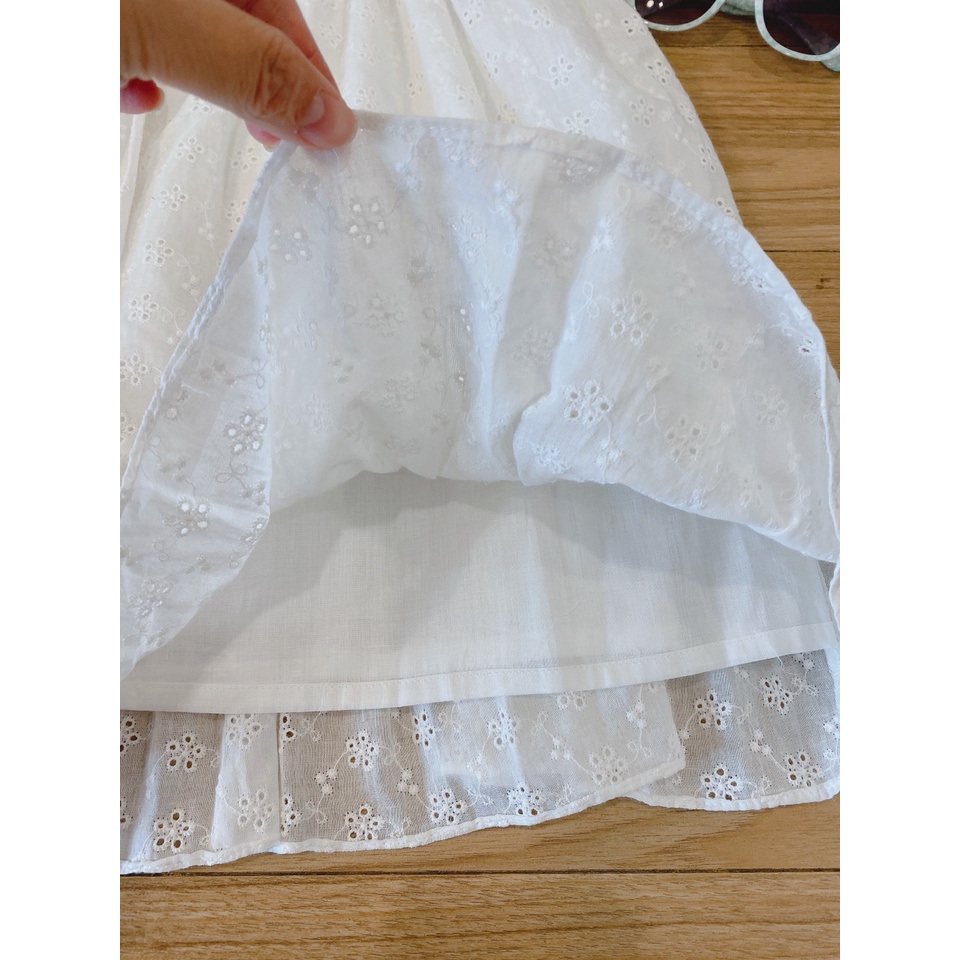 Đầm Trắng Zr Bé Gái Hoa Nhí Đục Lỗ Tiểu Thư MARUHOUSE Váy Cotton 2 Lớp Tay Phồng Xinh Xắn