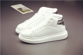 Giày thể thao đế độn size 39