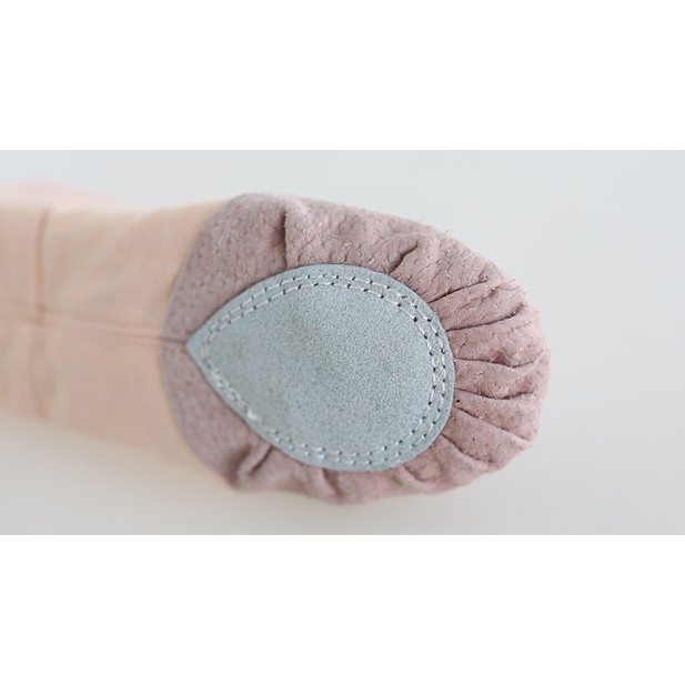 Giày múa vải mềm